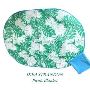 IKEA STRANDON White & Green Picnic Blanket Oval 44" x 66"